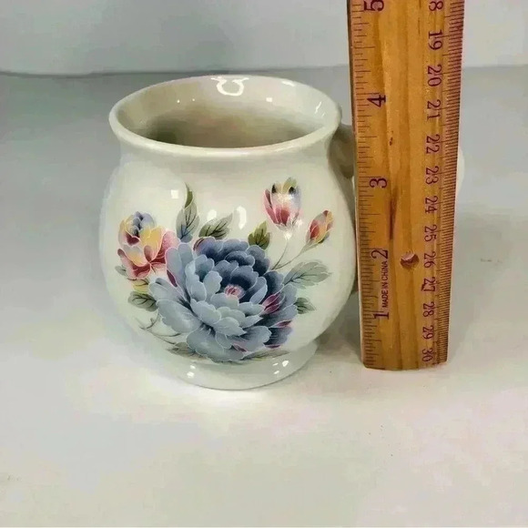 Blue Floral Butterfly Hot Tea Coffee on Ceramic White Cup Tea Leaf Bag Holder - Picture 8 of 10